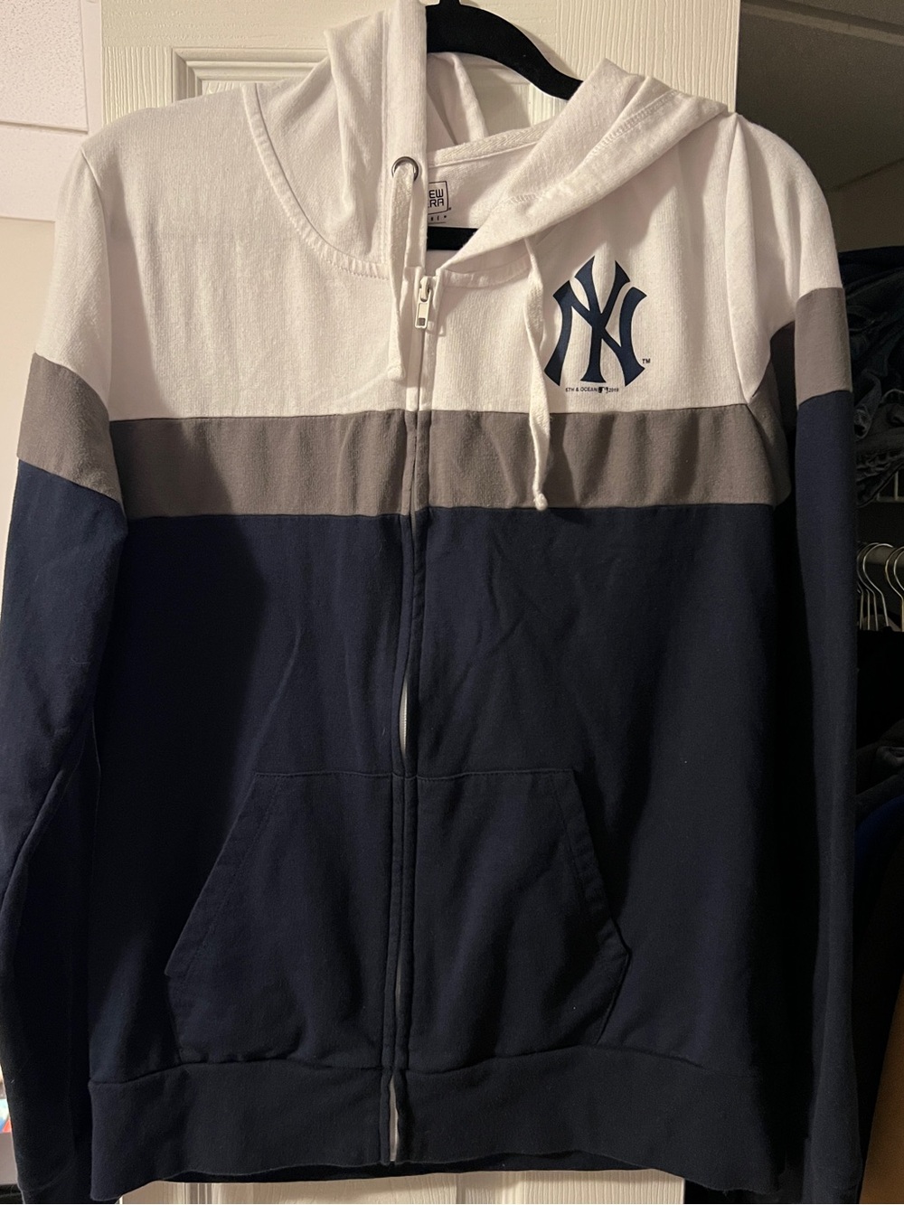 New York Yankees New Era Colorblock Zip Hoodie - White, Gray & Navy